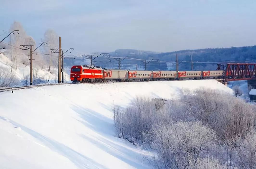 西伯利亚铁路(the trans-siberian railway)