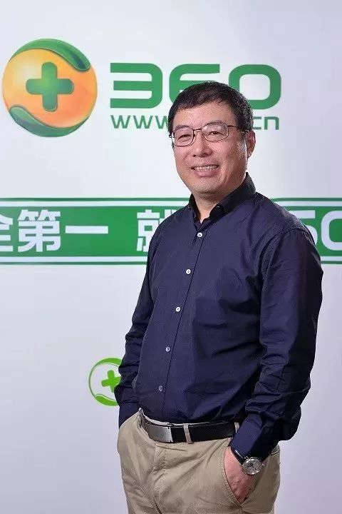 董事长和法人哪个大_鸿星尔克董事长(2)