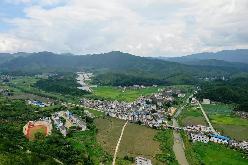 澄江等9个镇和深渡水瑶族乡现辖太平,马市,顿岗,罗坝,城南,沈所全县总