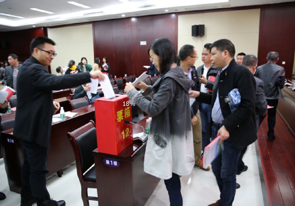 会上,夏文云就"永丰英才"计划出台背景,起草过程