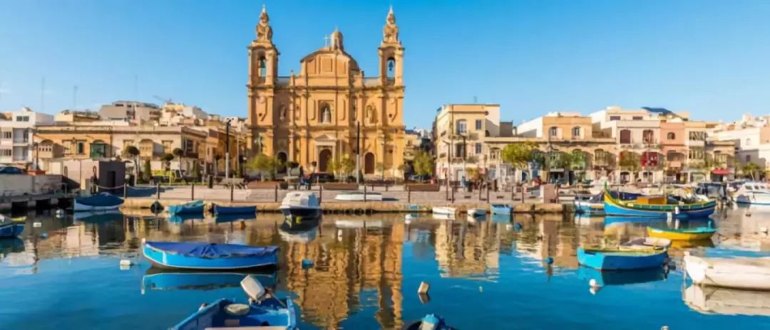 马耳他共和国由7个岛屿组成——最大的马耳他主岛(malta),戈佐岛(gozo