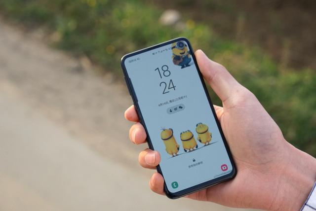 最容易被忽视的小屏旗舰三星galaxys10e体验评测