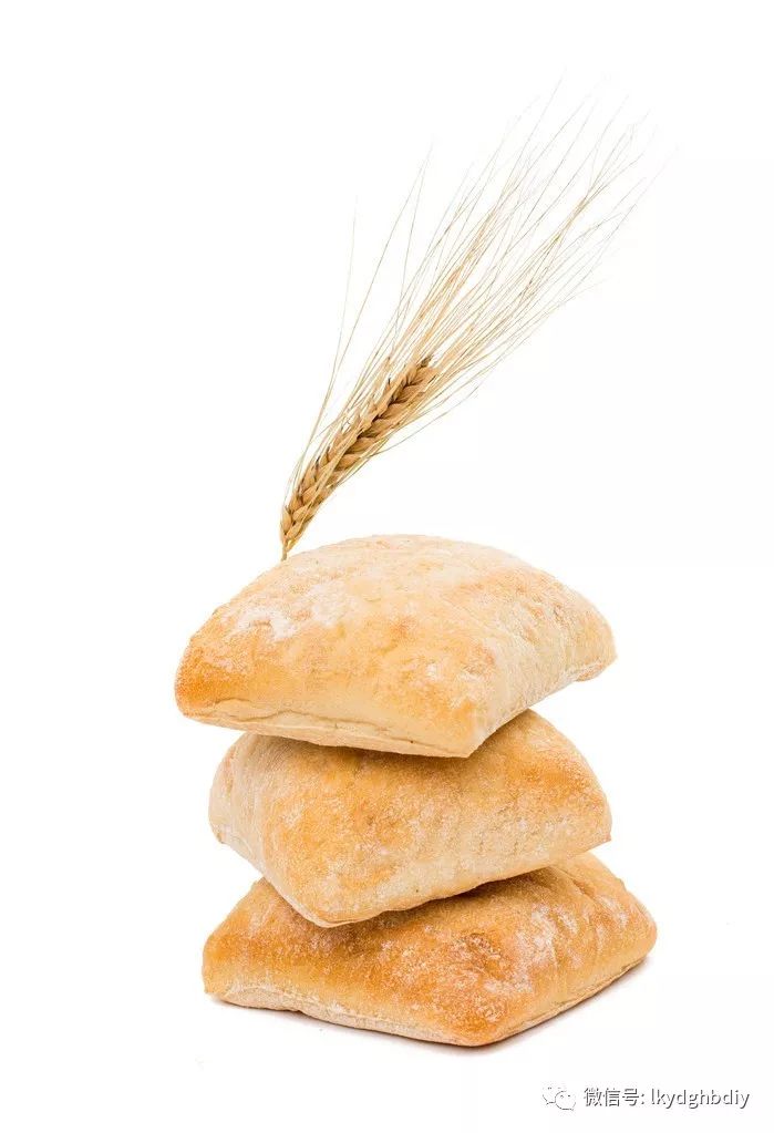 意大利最经典的【脆皮面包-恰巴塔!俗称:拖鞋面包