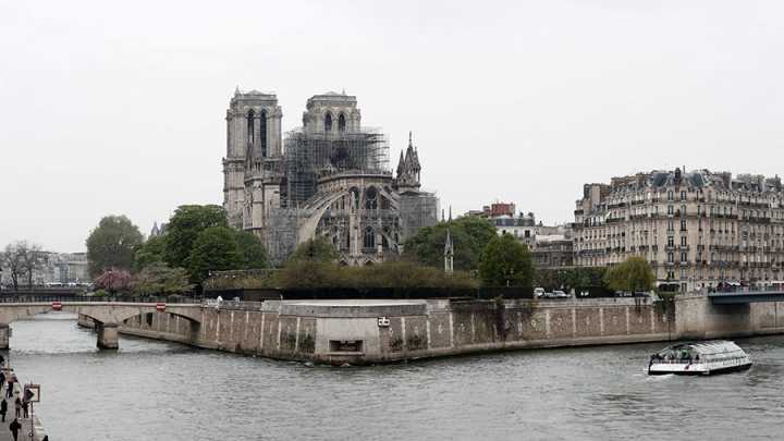 巴黎聖母院火警後 法航承諾免費輸送專業維修人士 國際 第1張