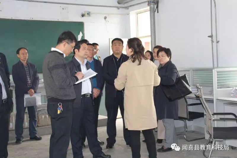 张俊耀一行先后深入闻喜中学,闻喜二中,闻喜职业中学,城西小学及实验