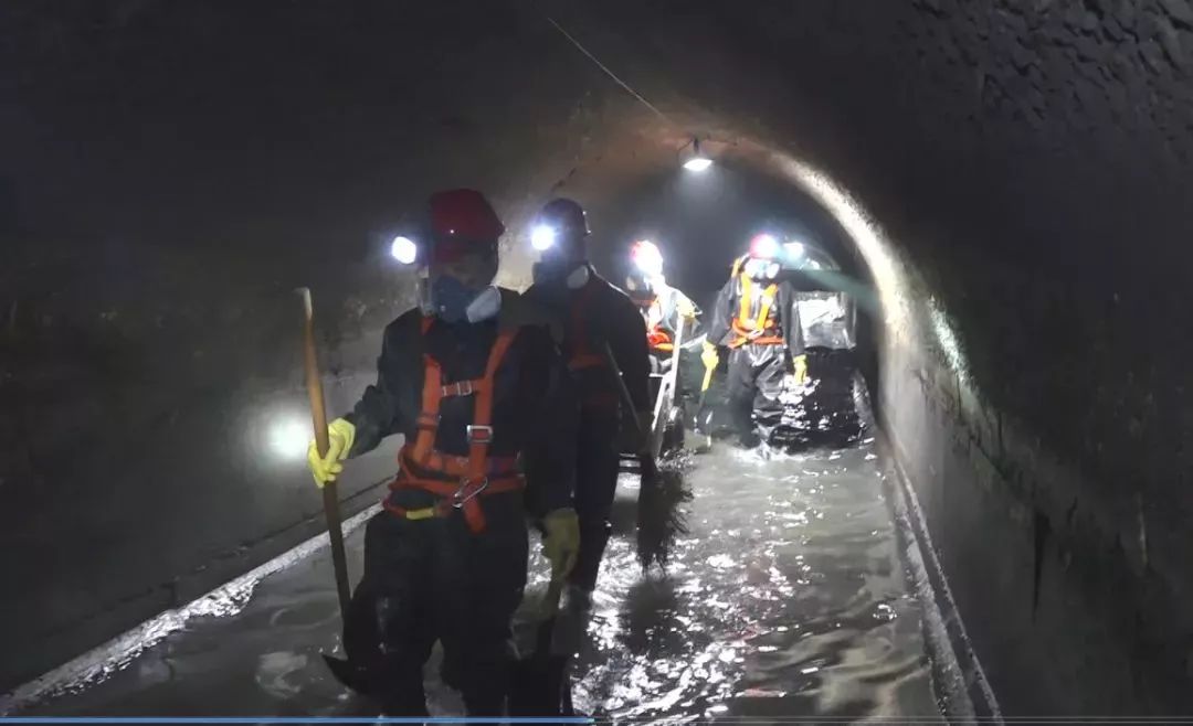 应对汛期考验,秋涛路方渠正在"疏经通脉"_排水