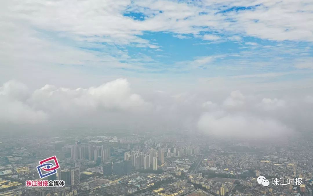 很久没见到蓝天了?带你上500米高空去看