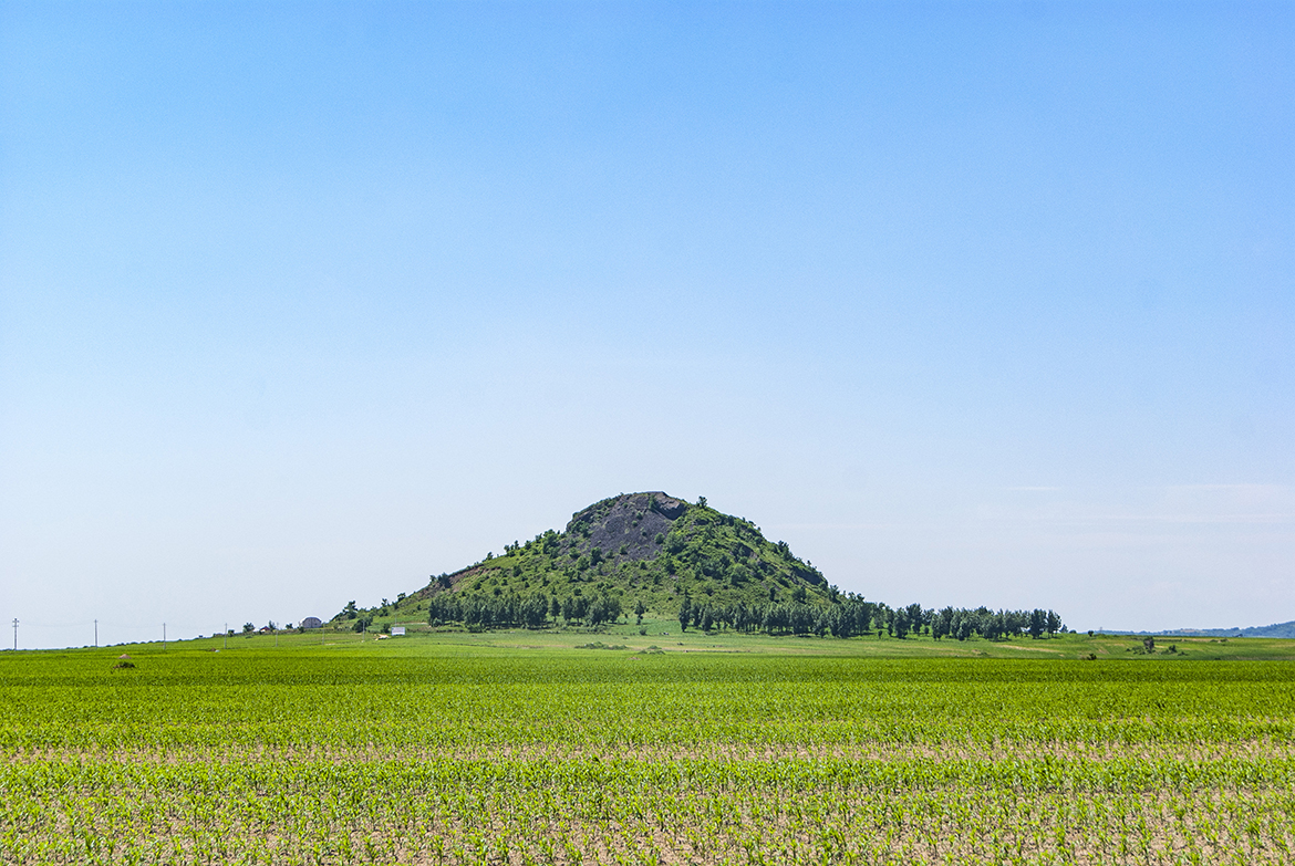 莫里青山远眺