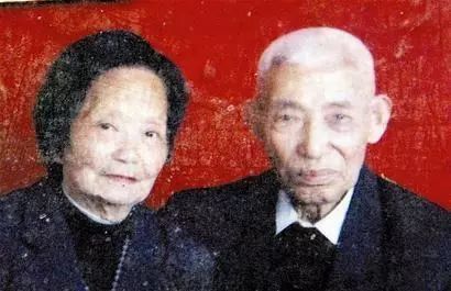 八旬老兵相亲，对方竟是失散60年的结发妻子