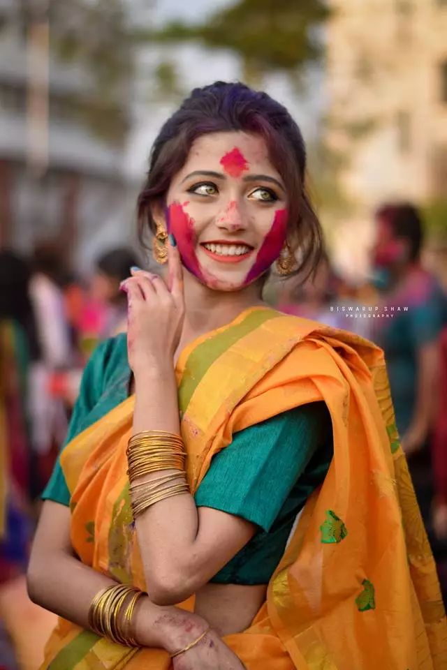 一夜刷屏的印度小姐姐，碧绿眼睛，神仙颜值，一笑惊艳数十万人！