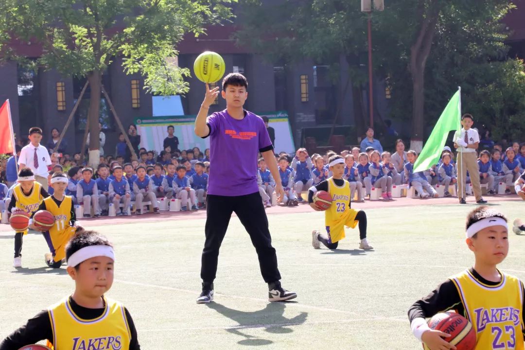 活力少年 扬威筑梦 ——曲江二小春季田径运动会暨体育艺术联盟学校