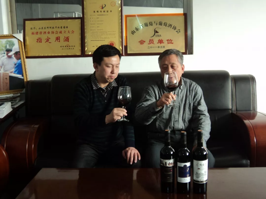 阿胶干红—让中国葡萄酒重现辉煌(一)_胡长坤