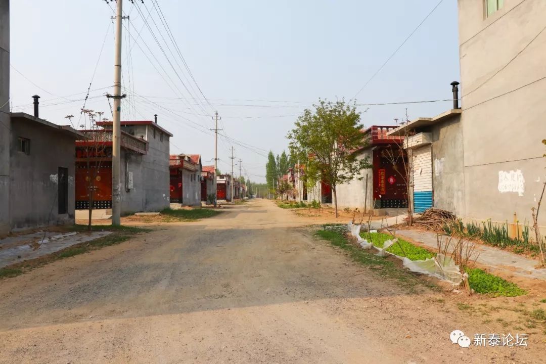 新泰宫里石泉村多少人口_临沂石泉村风景区