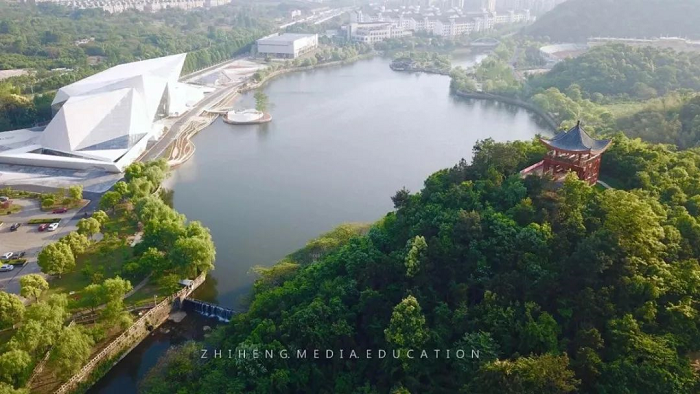 亚新体育杭州艺考培训揭秘智艺考传媒教育三大摄影基地(图2)