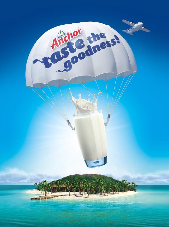 广告设计欣赏飞溅的牛奶