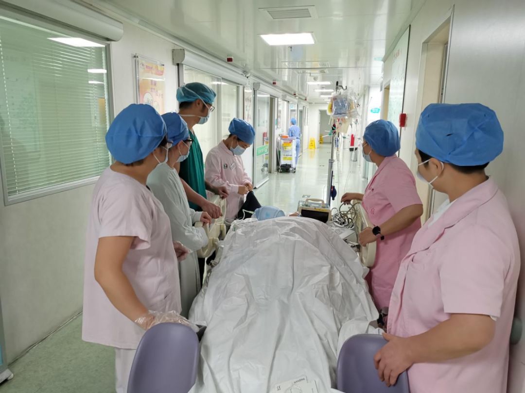 动态丨聚焦重症孕产妇救治,北京8家医院到广医三院观摩交流