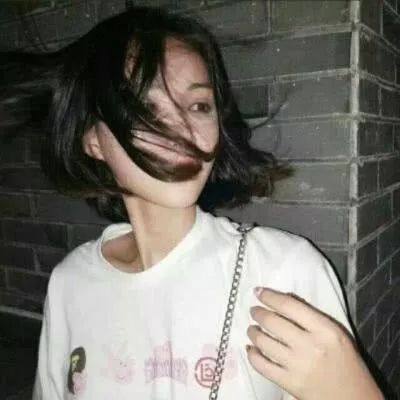 高冷的女生图片 0168c54a29e247cea18e94f653be48ba.jpeg