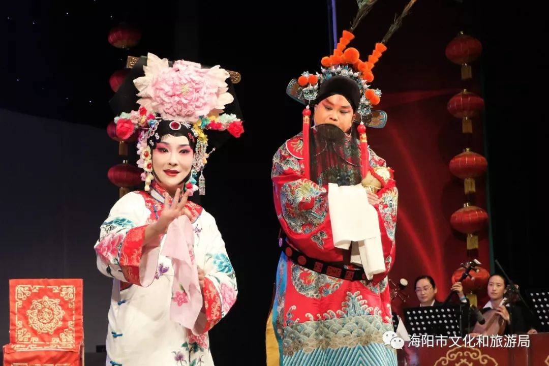 海阳市京剧团演员刘云博,刘丽表演京剧《四郎探母》选段