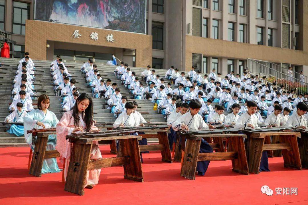 安阳市昼锦中学小升初校园体验日活动