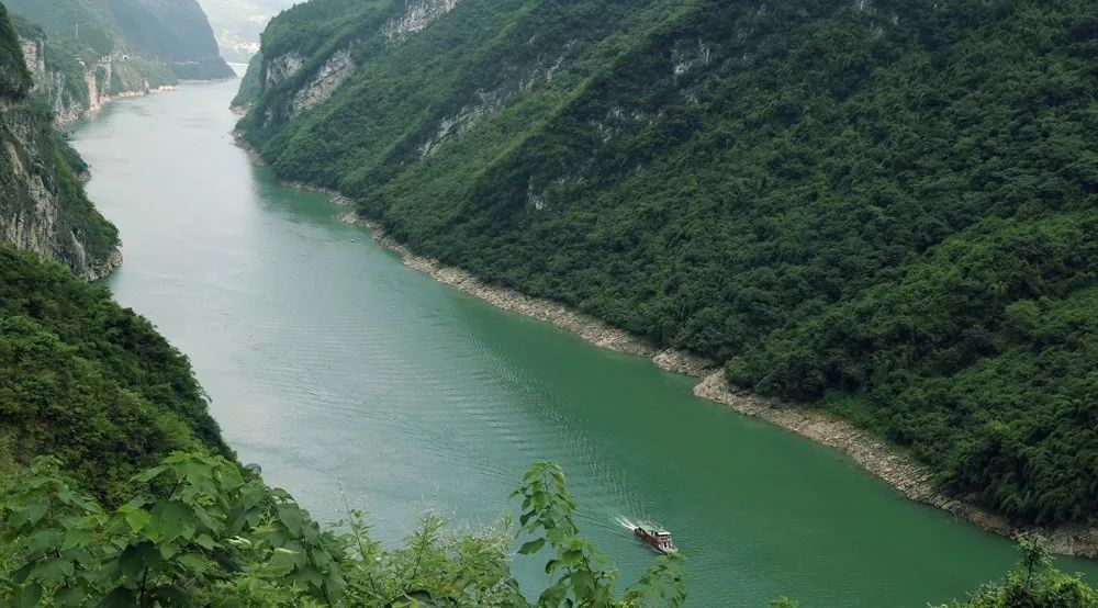 乌江画廊这里有重庆最大的水电站坐拥乌江,郁江,摩围山,七跃山彭水