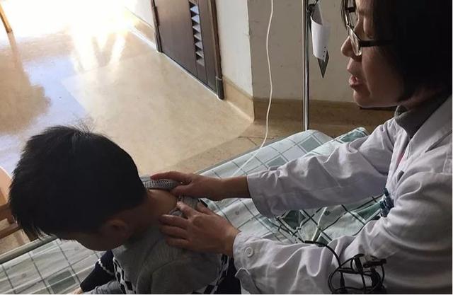                     孩子睡觉时，如果出现这3个明显特征，说明脾虚了！得抓紧调理
