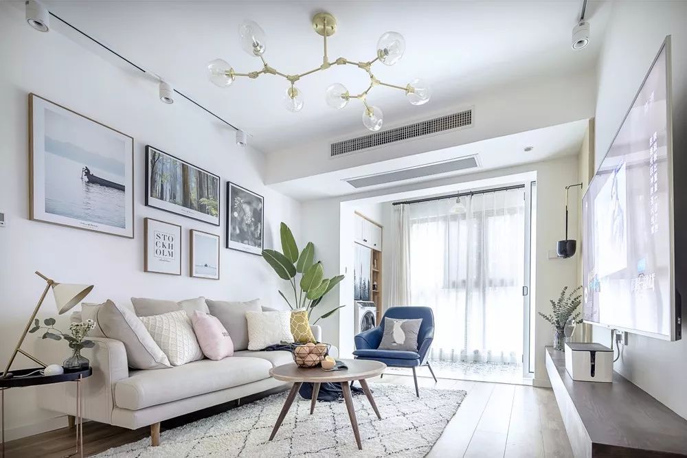 怎样装修房子显得高 f63d49858d8a4cd7a098eede84676a41.jpeg