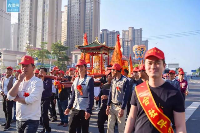 古雷镇汕尾妈祖庙重建落成庆典,众神巡安新港城