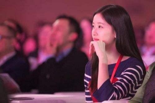 疑似明州案公寓视频曝光:女方未醉酒 还主动邀