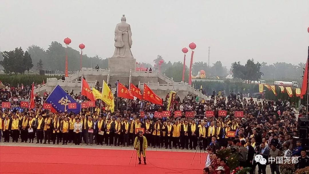 4月22日,农历三月十八,中国尧都——菏泽市牡丹区胡集镇,在尧舜禹主题