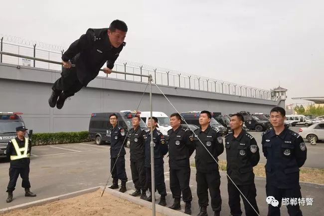 邯郸市特警支队三项措施迅速掀起春季训练热潮