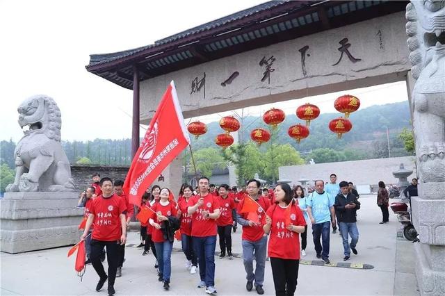 横山桥人口_横山桥初级中学图片