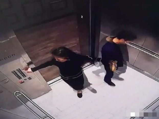 刘强东案视频曝光:疑似遭遇仙人跳_事件