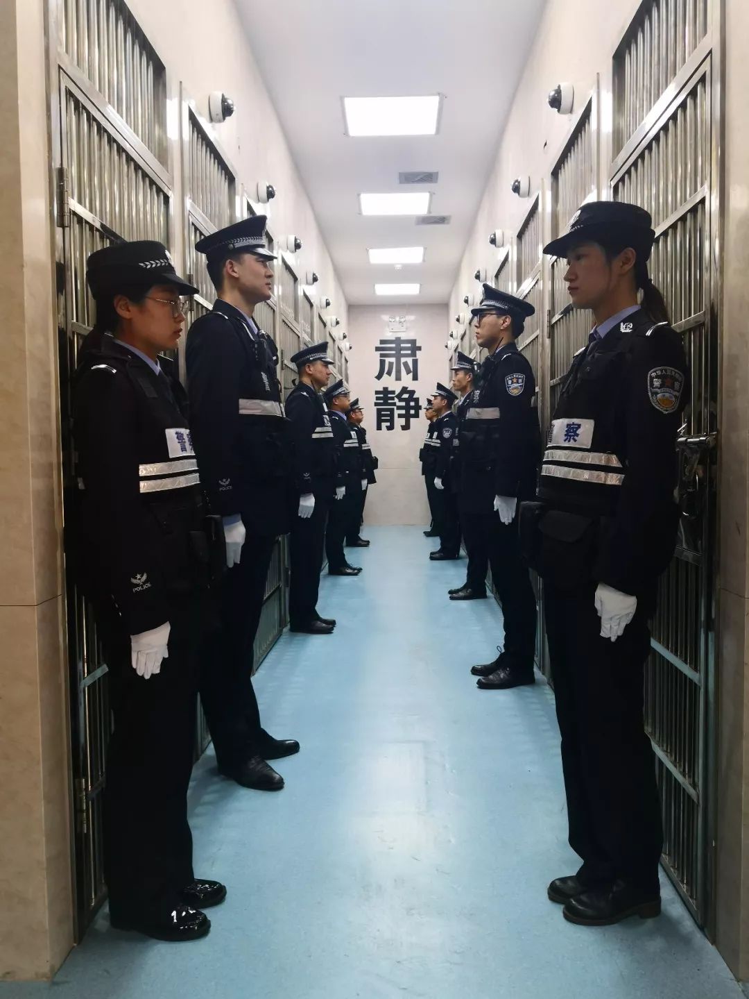 办案民警说被告人口供不重要_派出所民警录口供照片(2)