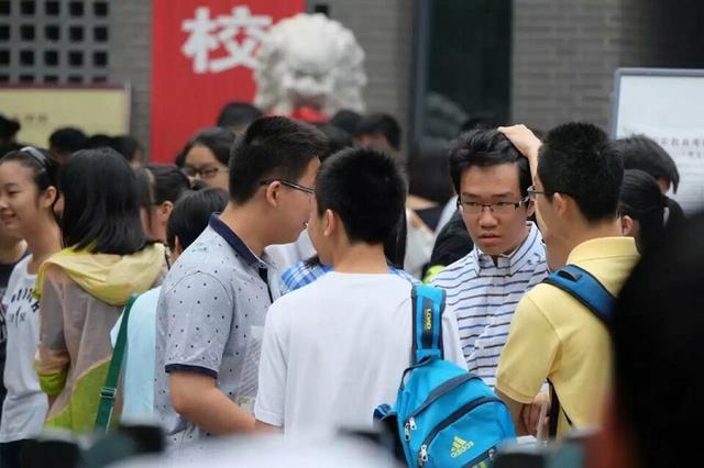 普及高中就意味着学生都能考上高中吗?网友:家长想太多了