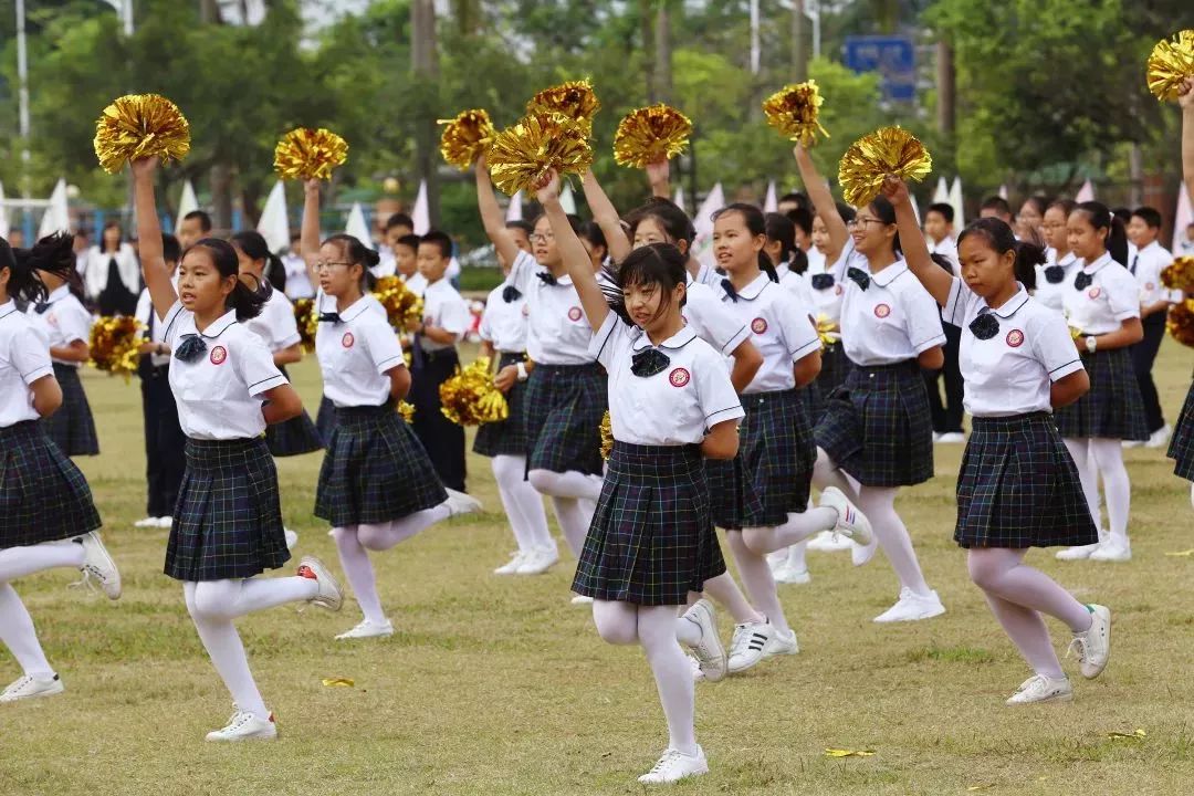 学校连续多年获评"开发区教学质量评价先进学校一等奖","中山市初中