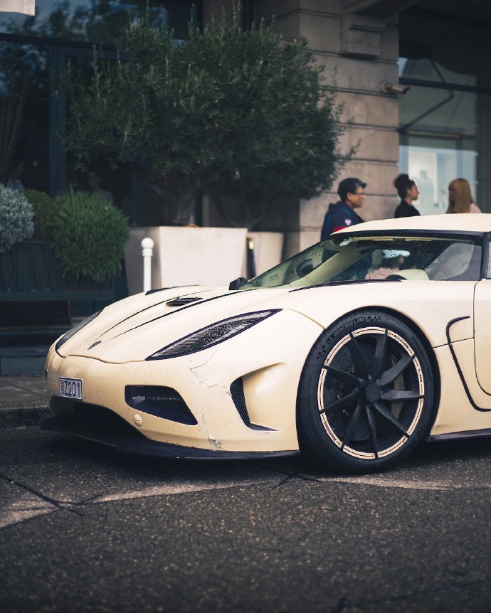 幽灵超跑-柯尼塞格koenigsegg agera r