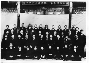 从温柔乡到铁血战场：西风东渐如何影响上海