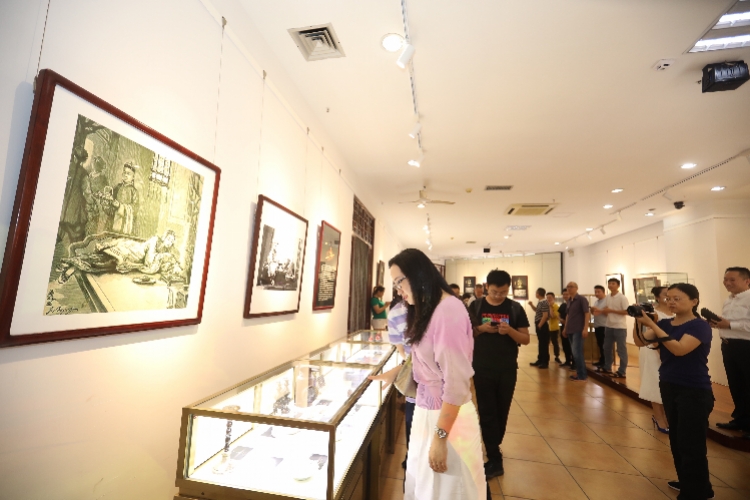 从战国时期至民国晚期的120余盏古灯具，在深圳可一展尽览