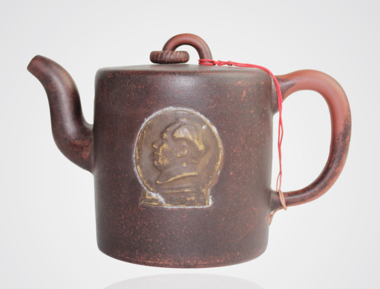 艺术品收藏：徐汉棠款毛主席头像文革紫砂壶