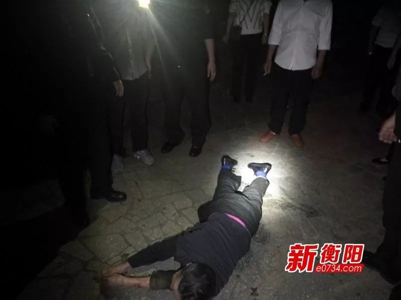 老人轻生跳下蒸水大桥,警民合力救人抢回一命! sbf123胜博发手机