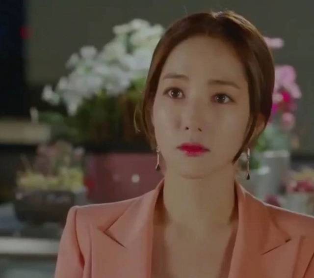 《她的私生活》朴敏英金材昱吵架后的初吻,成