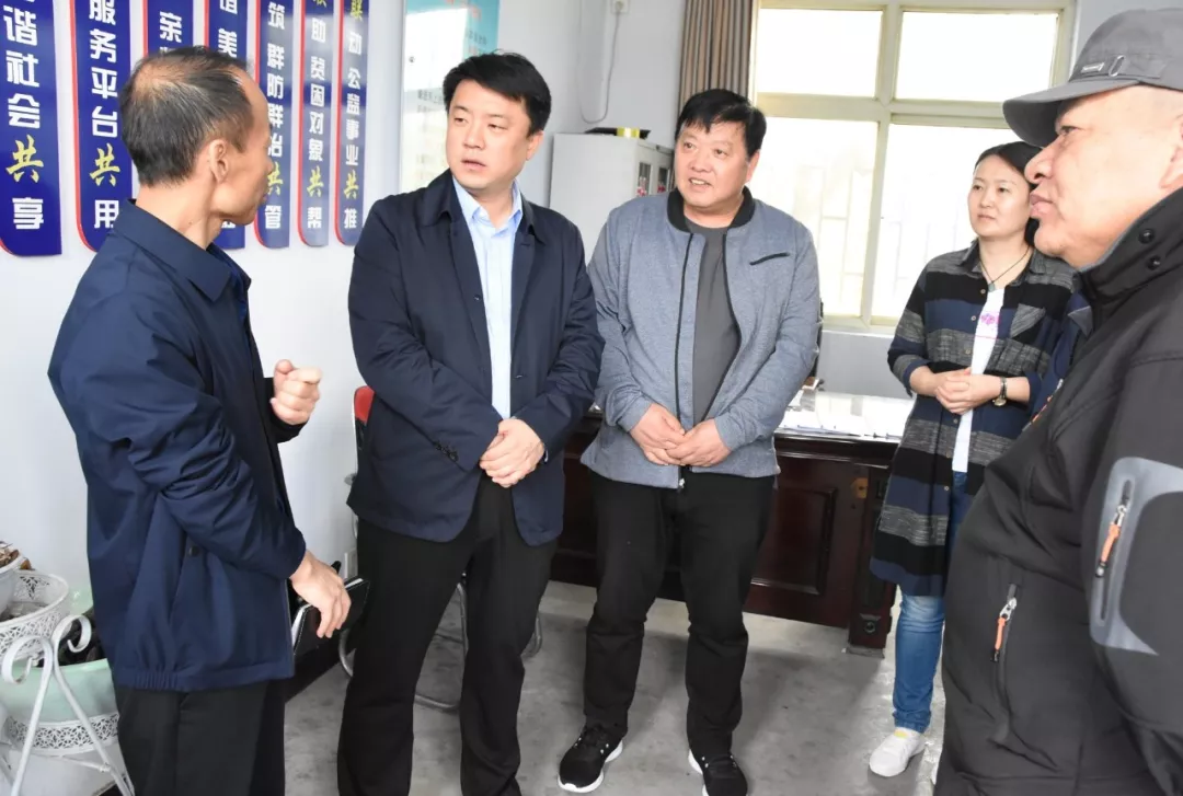 盐湖区黄锋斌督导检查乡村环卫考核工作