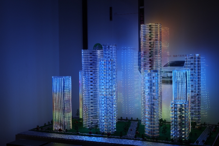 从战国时期至民国晚期的120余盏古灯具，在深圳可一展尽览