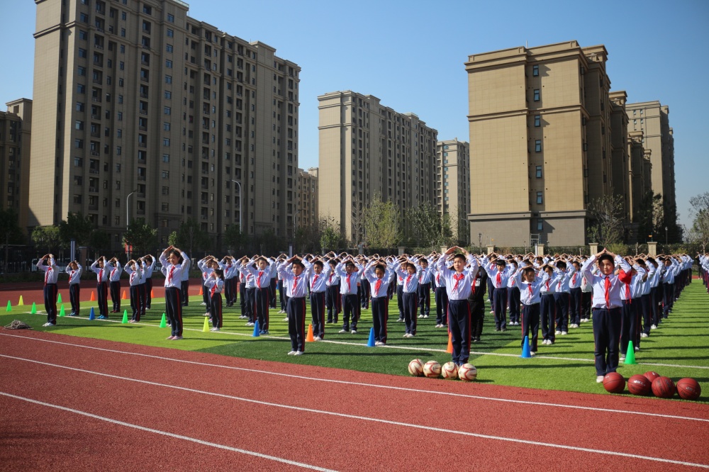 顺天致性迎宾花开郑州市惠济区迎宾路小学厚重内涵新气象