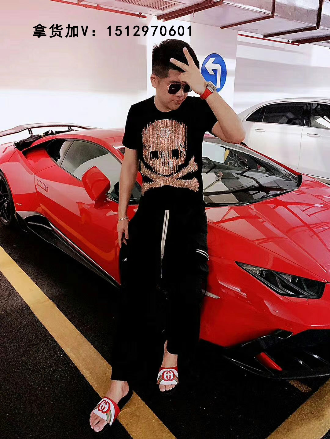 香港皇冠巴巴滴男装打造高级服装帝国
