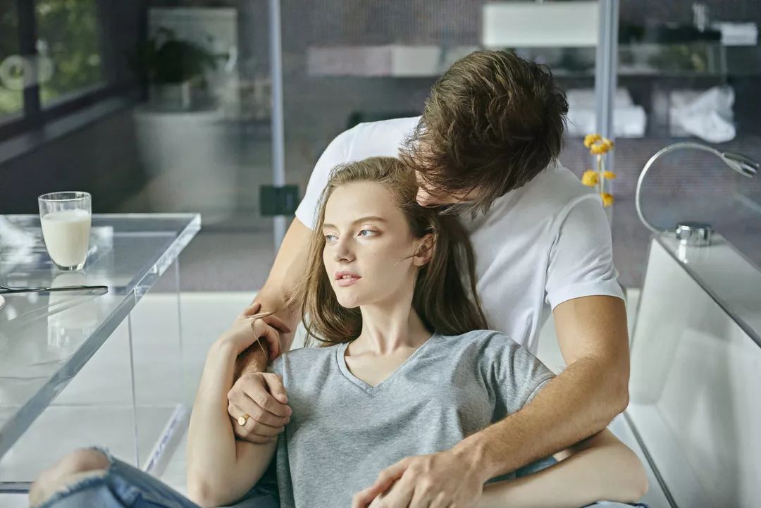 �����м���������ʮ������¾Ƶ꣬�߽�ȥ������ŮŮ���� ...