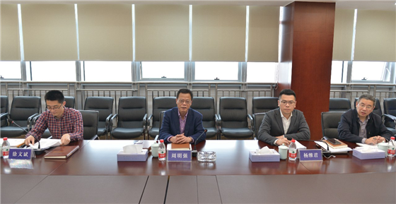 中国银保监会绍兴监管分局党委书记周明强,党委委员杨