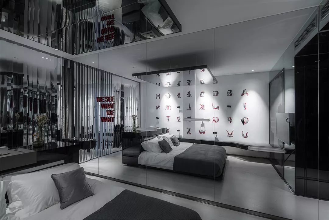 �����м���������ʮ������¾Ƶ꣬�߽�ȥ������ŮŮ���� ...