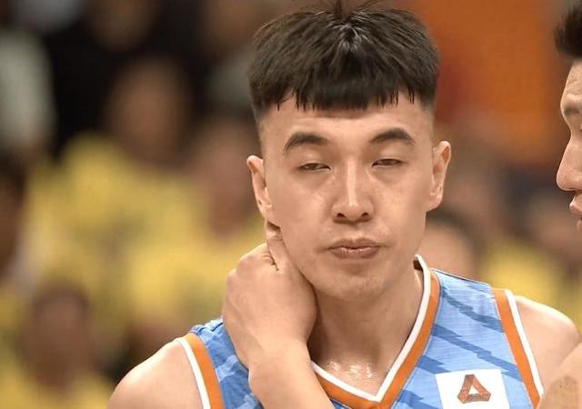 6分,8分,男篮国手迷失总决赛,你若不发挥,新疆恐会被横扫出局 博e百国际网上娱乐