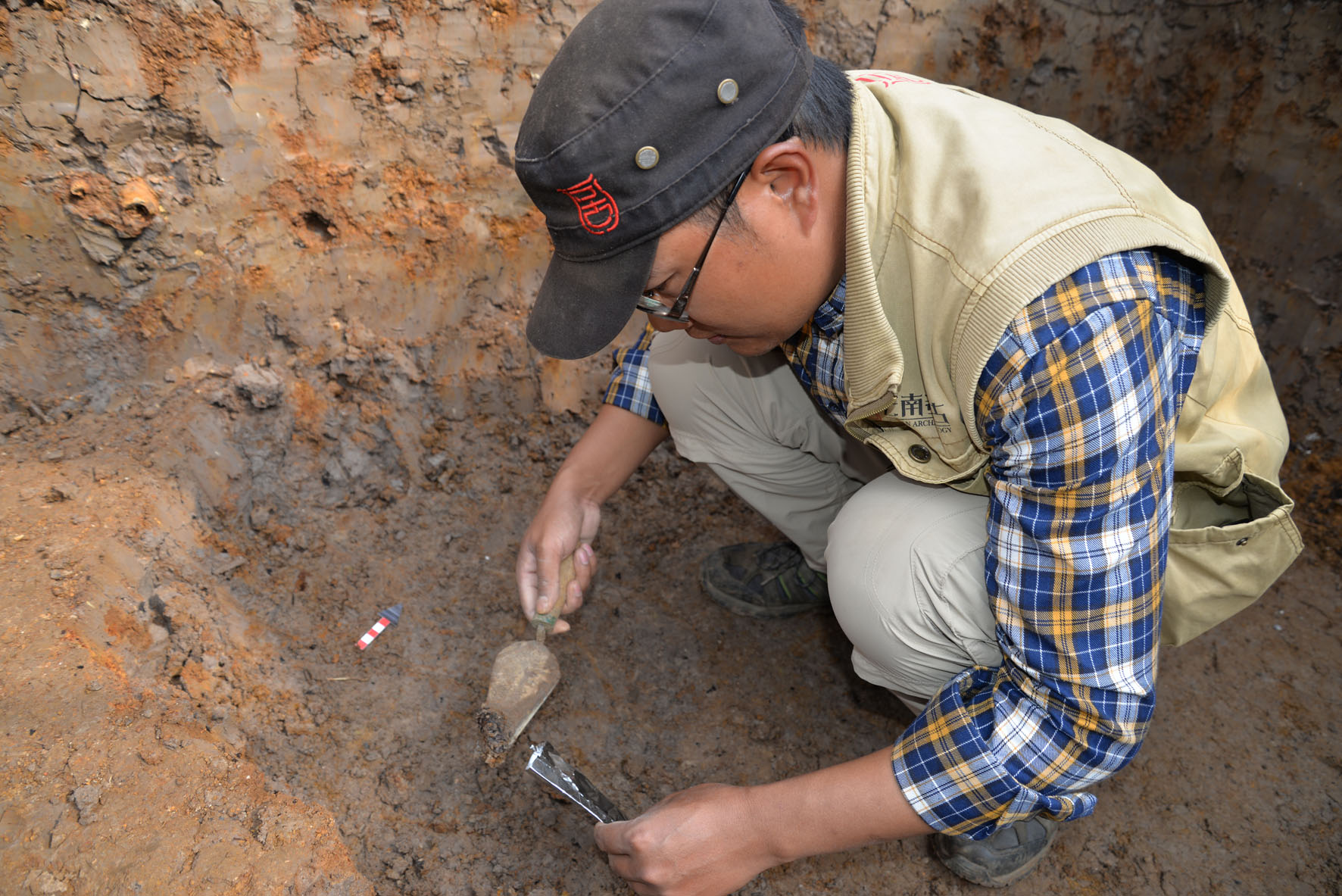 考古学家发现4000年前保存完好的埃及古墓